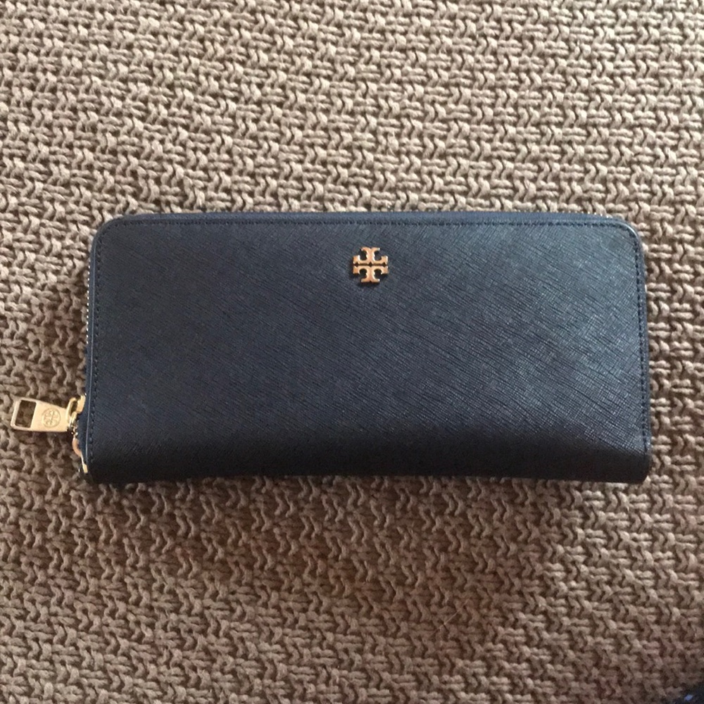 Tory Burch continental wallet Navy